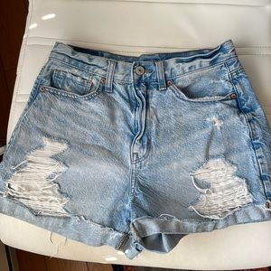 AE mom shorts